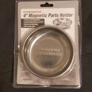 Magnetic parts holder